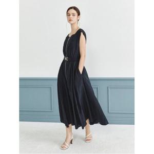 [더아이잗컬렉션]스퀘어넥 집업 플레어 원피스 (CR6A0OP091-BK)_