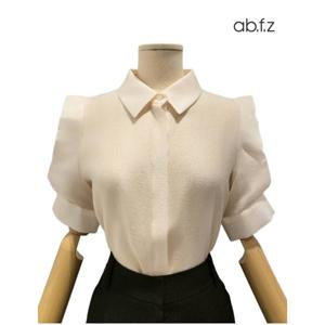 [에이비에프지]퍼프 소매 포인트 반팔 텐셀 블라우스 APZ5HB49G