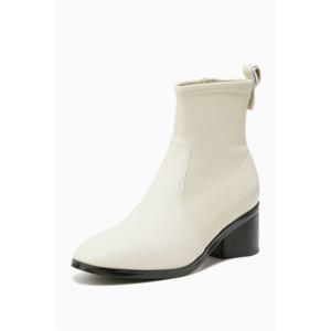 [공식][타미힐피거] 커스틴 스트레치 레더 부츠 (T52F7ASB430WT1ACG)