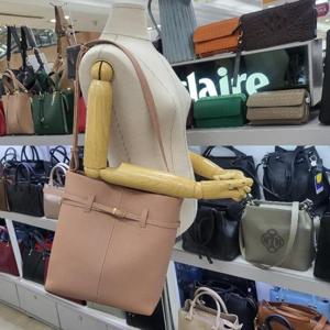 마리끌레르 DP01 MC 라인 스프링 핸드백 MC핸드백402192