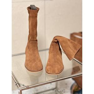 노튼 세이브존06 천연소가죽 스웨이드 미들 부츠 2cm 2N2J887