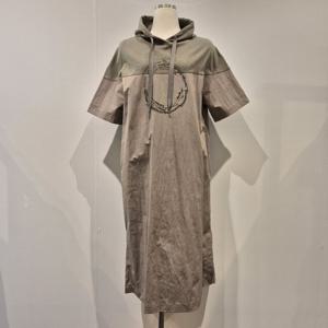 [꾸즈]아노락배색 후드 롱 원피스(CS371O7)