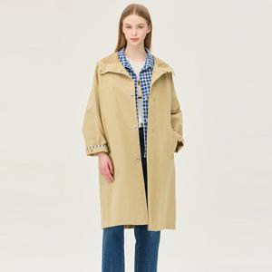 [베네통] 백 자수 후드 트렌치 코트_BACT02511BG