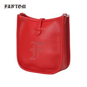 [팬텀] 여성 로고 펀칭 크로스백 221E1BG105_RE