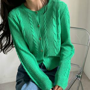 샵앤) 국산 여성 라운드넥 단추 케이블꽈배기 기본 니트 가디건 21DS-WCD-4300-블루