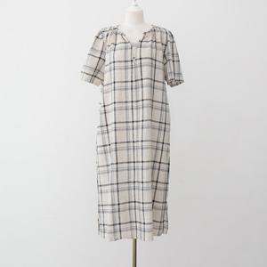 나야홍 / 아이우먼 밴딩넥오픈체크원피스 LYP489M506 빅사이즈