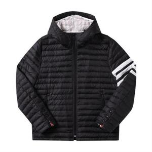 (명품) 톰브라운 4바 스트라이프 퀼티드 후드 경량패딩