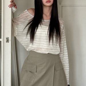 나야홍 / 아이우먼 원라인날개줄무늬니트 LTU914M507 빅사이즈