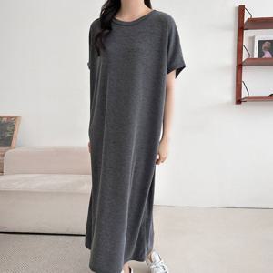 나야홍 / 아이우먼 코코무지박스스판원피스 ARU238M507 빅사이