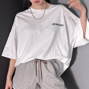 나야홍 / 아이우먼 레터링무지개나염반팔티 NMU236M508 빅사이