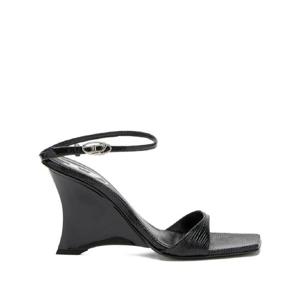 디젤 리자드 이펙트 샌들 Y03783P8660