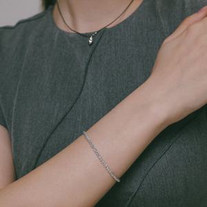 제이로렌 이태리 리프 커팅 실버 팔찌 B01040