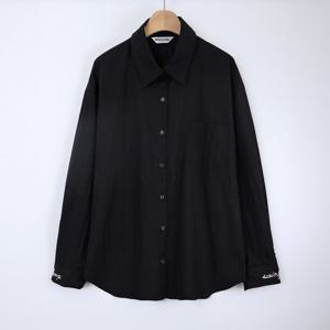 나야홍 / 아이우먼 돈룩텍스트자수긴팔셔츠 WBS708M509 빅사이