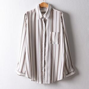 나야홍 / 아이우먼 베이직패턴블라우스 IRF114M509 빅사이즈