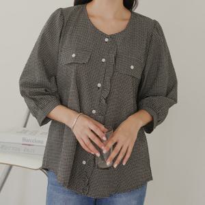 나야홍 / 아이우먼 세로프릴포인트블라우스 LYV232M509 빅사이