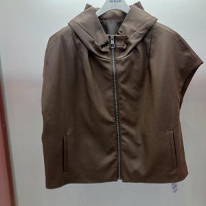 Latium HC06 루즈핏 캡소매 라이더 레더 부드러운 하이넥반후드 슬리브 가죽 베스트조끼 T2553vt02B