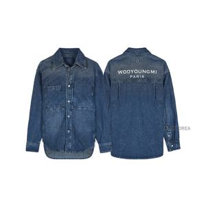 [WOOYOUNGMI] FW25 남성 데님 백로고 셔츠 W253SH27 988L