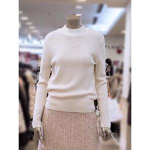 미니멈 세이브존03 미니멈 심플 울 반폴라 니트 AWMXDGKU9130A