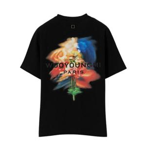 우영미 24FW 블랙 스웨잉 플라워 백로고 티셔츠 W243TS06715B ST