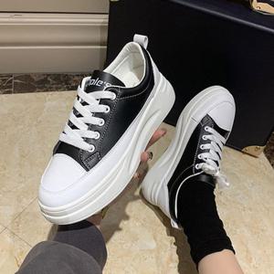 통굽 키높이 스니커즈 여성단화 2컬러 슬립온 운동화