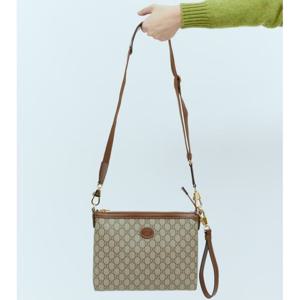 25 FW 구찌 G 인터로킹 패치 슈프림 파우치 스트랩 메신저백 726833 92THG 8563