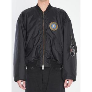 발렌시아가 봄버 자켓 839101 BLACK