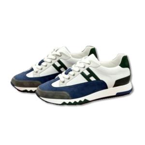 남성 에르메스 카프스킨 스웨이드 고트스킨 & 멀티꼴로르 블루 뜌르깽  트레일 스니커즈 H241861ZHBT