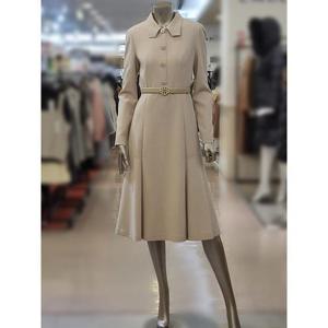 미니멈 세이브존03 미니멈 카라넥 버튼 플레어 원피스 AWMXDAWO0150A