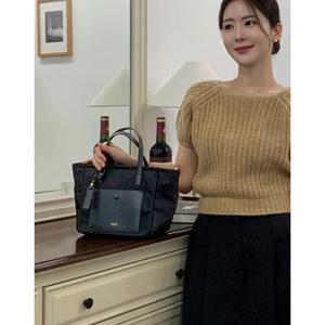 헤지스 액세서리 25FW 선물추천라잇백 블랙 심플 포켓 나일론 탑집 토트겸 크로스S HIBA5F957BK