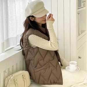 [시노코] 지그재그 웰론 경량 패딩 조끼 3컬러 M-XL D23V402