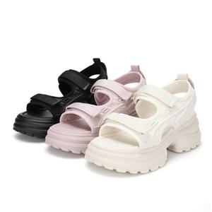 [바바라(슈즈)]캐주얼룩에 어울리는 스포티 샌들 BBH461 3COLOR