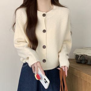 [베나프]가오리 단추 니트가디건_BI3GD019