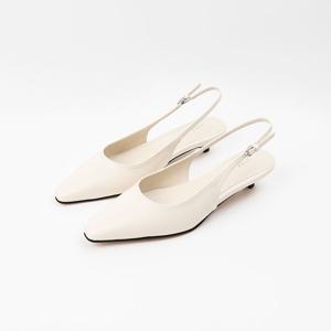 [신난다슈]여성 슬링백힐 3cm 슬링백 샌들 구두 펌프스 사각코 미들힐 밴딩 ST251010 크림