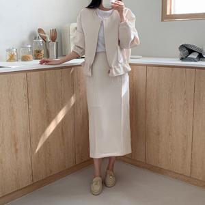 샵앤) 국산 여성 날씬한 줄라인 뒷트임 H라인 미디 스커트 SIU-WSK-4275-베이지