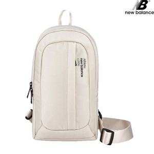 뉴발란스 NBGCDAE104-CM 에센시아 리카이클 빅 온 크로스백 슬링백 힙색