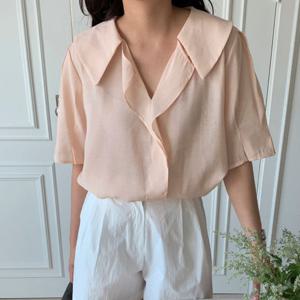 샵앤) 여성 프릴 V카라넥 셔링 하늘하늘 반팔 블라우스 CAT-WBL-4411-그린