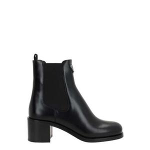 프라다 트라이앵글 로고 앵클 부츠 1T227NF055055 F0002 TP934551617