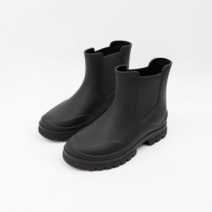 [신난다슈]여성 레인 부츠 3cm 방수 첼시 워커 장화 숏 앵클 부츠 발편한 MRO25248 블랙