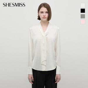 [쉬즈미스] 소프트 새틴 타이 블라우스_SWWBLP32020