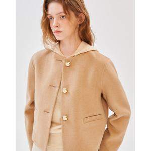 질스튜어트 뉴욕 여성 24FW 품절임박 베이지 라운드넥 골드버튼 울캐시미어혼방 숏코트 JSCO4D160I2