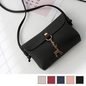 캐주얼 정장코디 사슴장식 미니크로스백 핸드폰가방