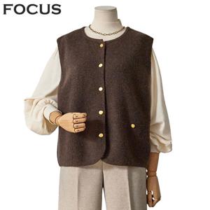 [포커스]버튼 오픈 니트조끼 FW4J3VT3126