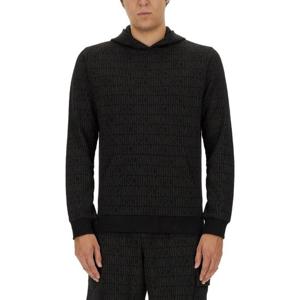 모스키노 올 오버 로고 스웨트셔츠 17097629 1555