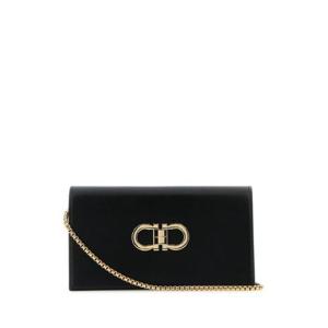 페라가모 간치니 플랩 레더 크로스백 1963256