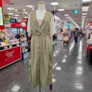 스테파니 HC07 바스락셔링v넥 나시웟피스 A25SO5216