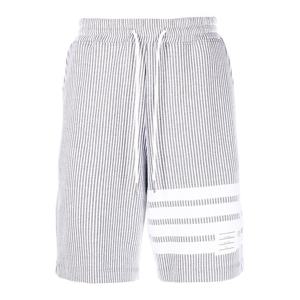 톰브라운 4바 스트라이프 시어서커 쇼츠 라이트그레이 MJQ166A J0063 055