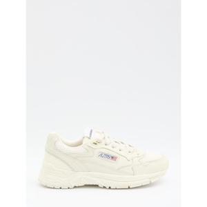 오트리 뮬 슬리퍼 HYLWGP 01 WHITE