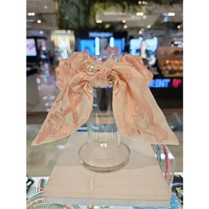 장폴클라리쎄(JP Clarisse) 진주 패턴 리본 헤어끈 LFPT0777