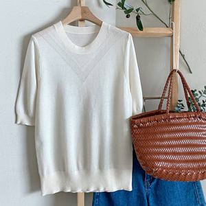 샵앤) 여성 라운드넥 펀칭 반팔 니트 티셔츠 DGB-WKN-4558-아이보리