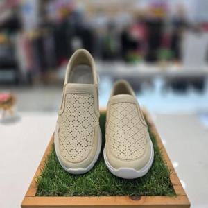 허시파피 세이브존04 여성컴포트캐주얼펀칭스니커즈 33FR465